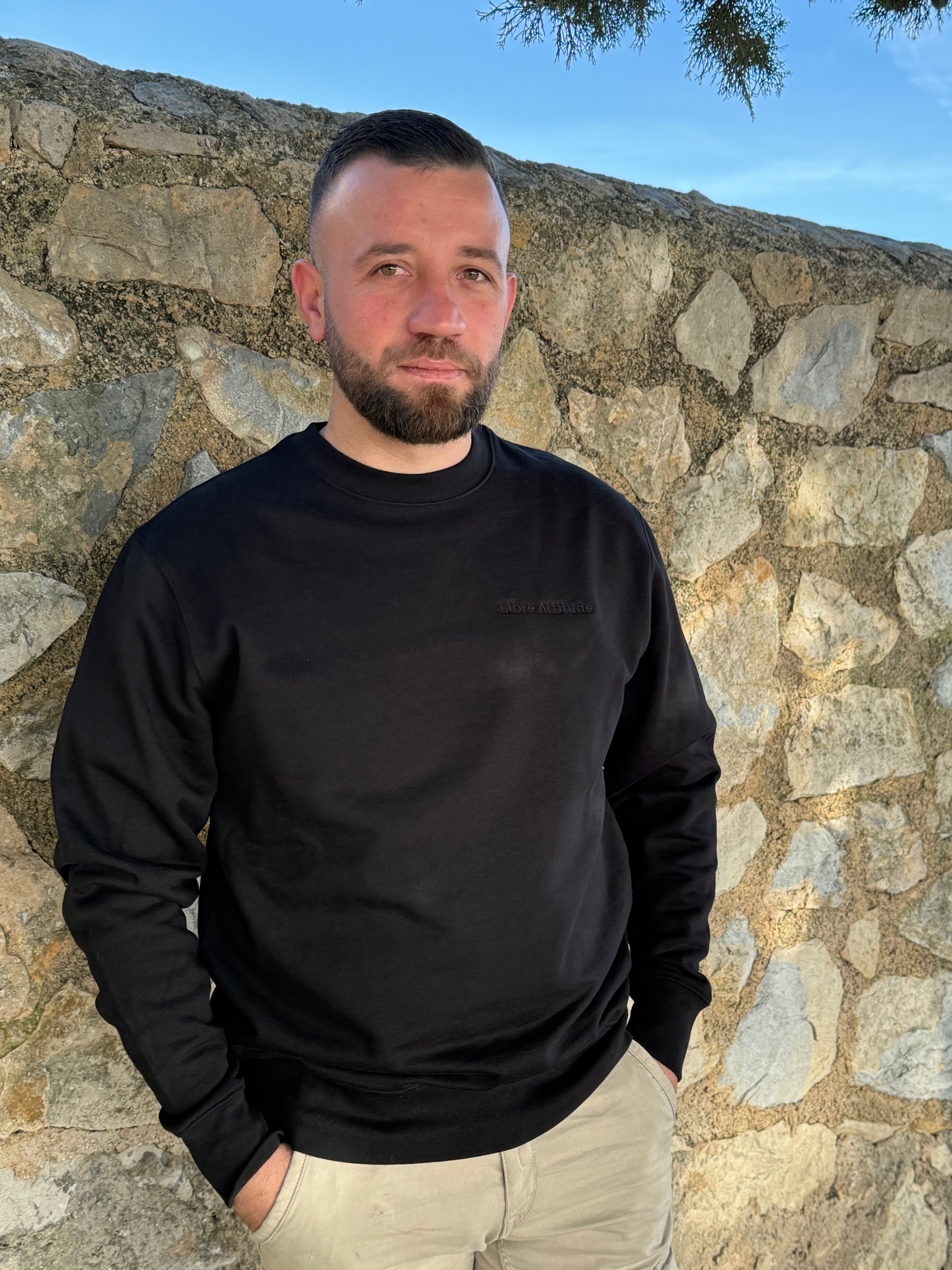 Sweatshirt noir unisexe