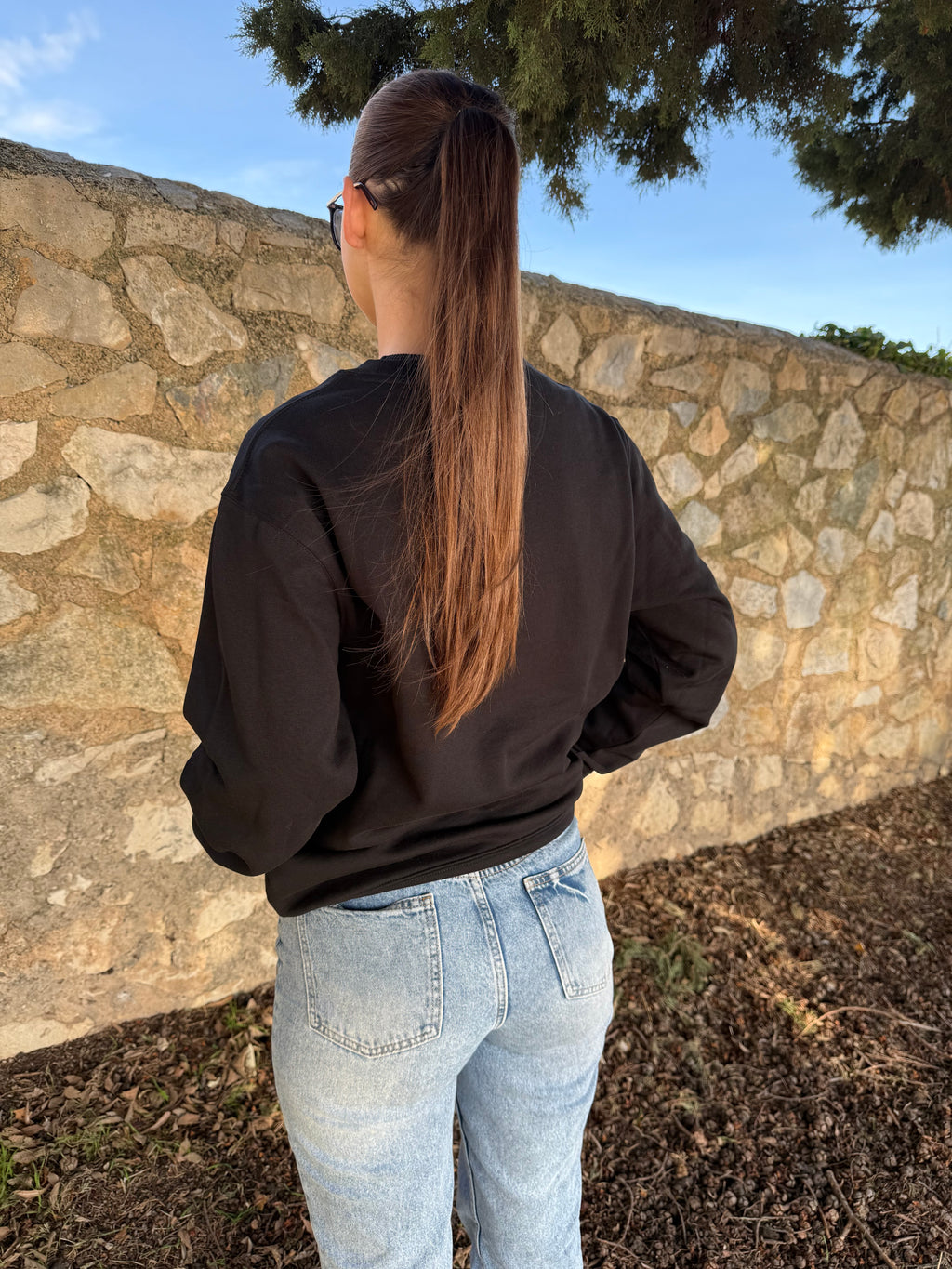 Sweatshirt noir unisexe